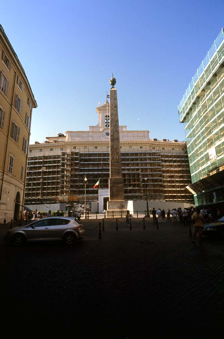 Piazza de Montecitorio image