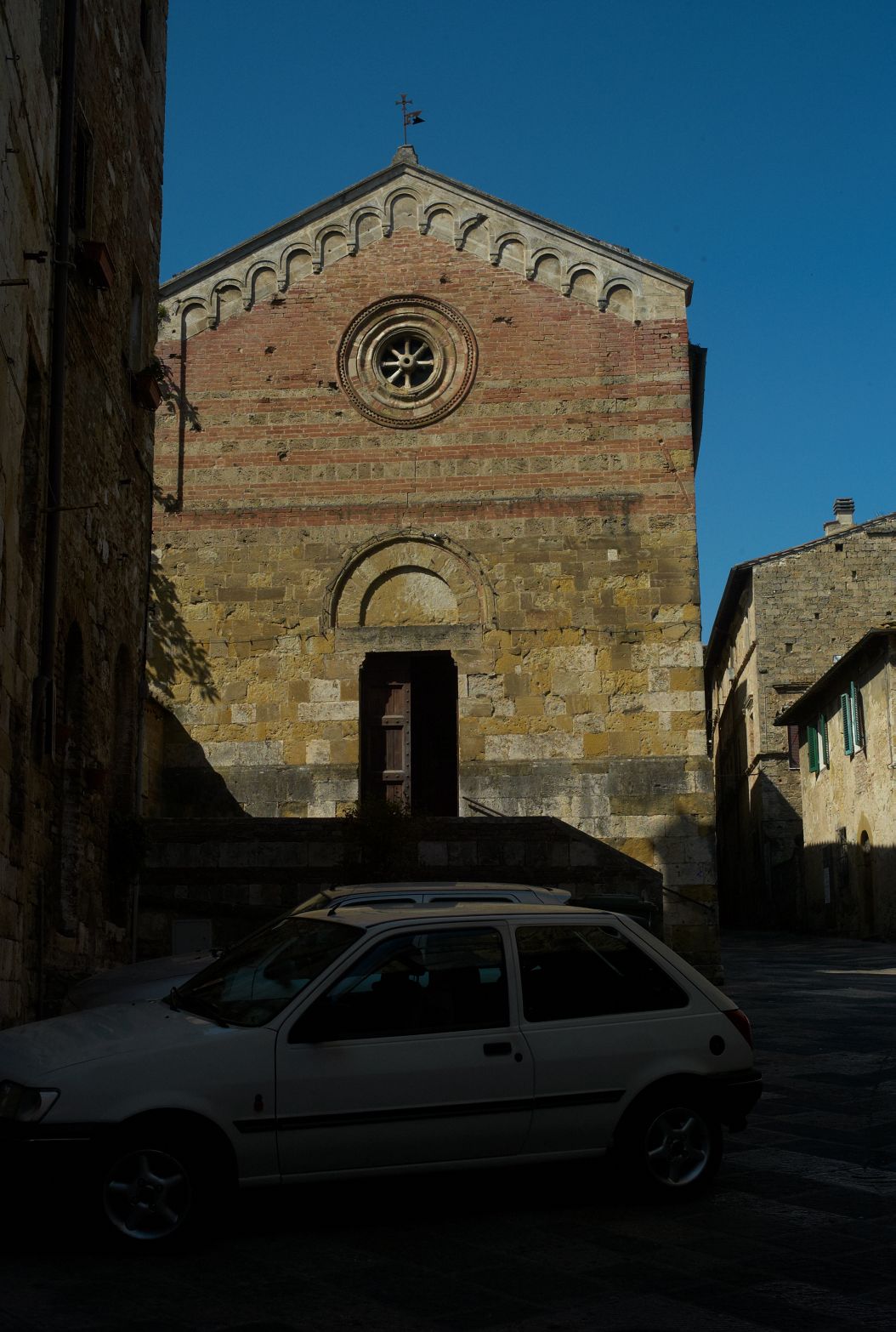 S Maria in Canonica image