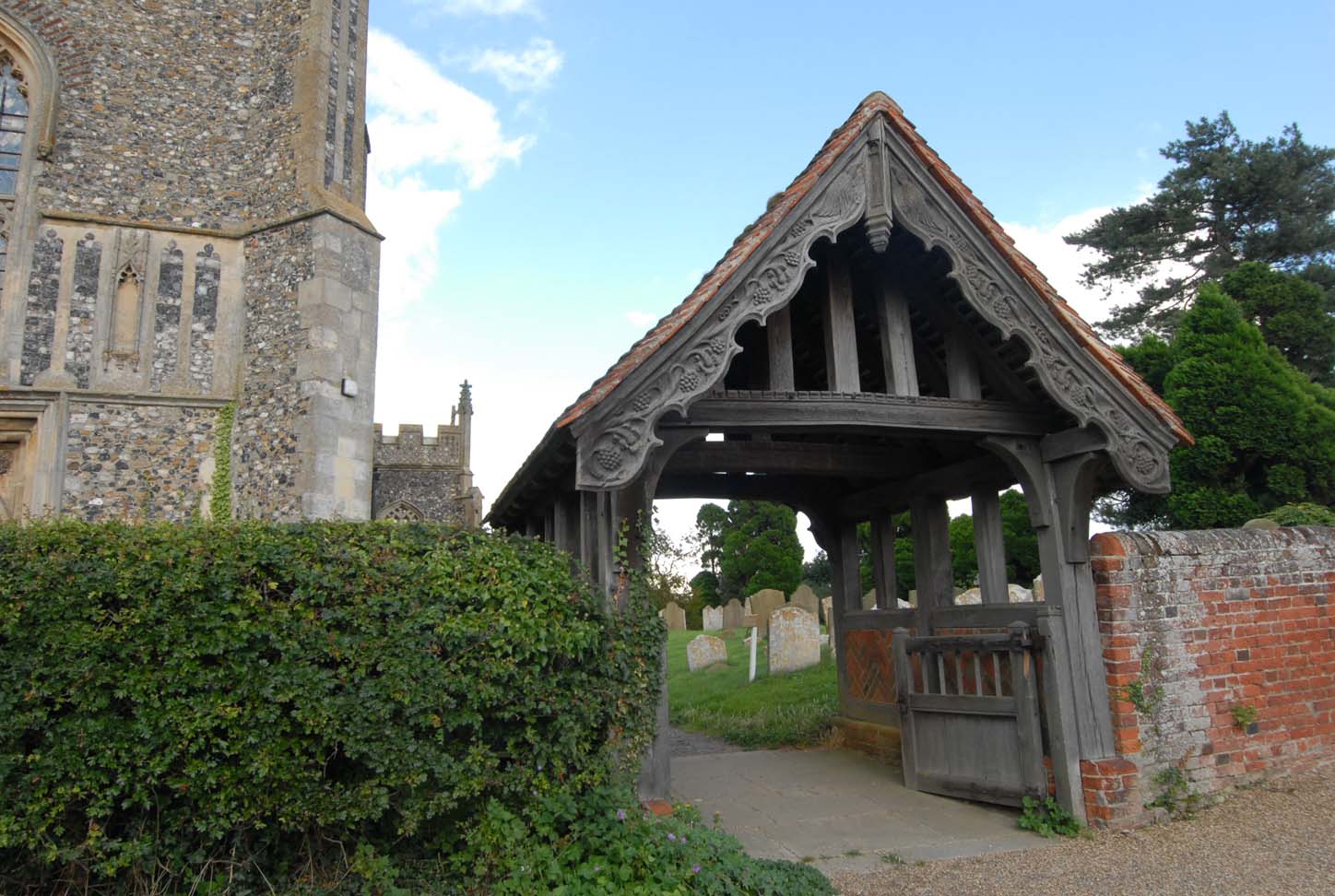 Lych gate